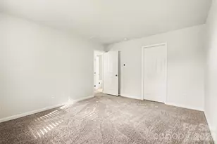 1602 Joseph Hewes Ct, Charlotte, NC 28212 - Photo 9