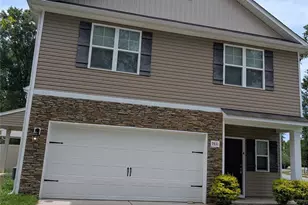 9331 Arbor Creek Dr, Charlotte, NC 28269 - Photo 1