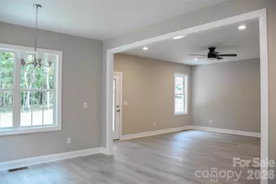 603 Toncin Avenue, Bessemer City, NC 28016 - Photo 9