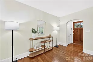 1333 Woodland Dr, Charlotte, NC 28205 - Photo 7