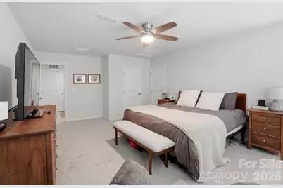 1621 Gutter Branch Drive, Charlotte, NC 28216 - Photo 11