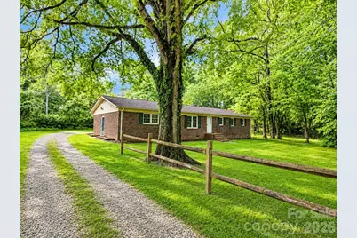 211 Lakeview Road, Cherryville, NC 28021 - Photo 9