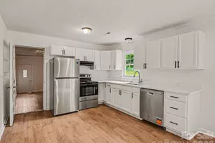 211 Lakeview Rd, Cherryville, NC 28021 - Photo 9
