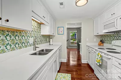 8333 Knights Bridge Road, Charlotte, NC 28210 - Photo 9