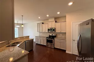6911 Agnew Dr, Charlotte, NC 28273 - Photo 5