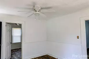 829 Bristol Dr, Statesville, NC 28677 - Photo 3