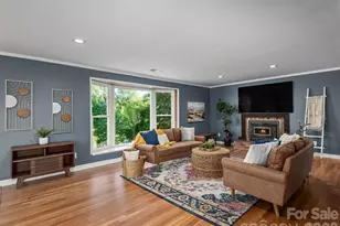 147 W Oakview Rd, Asheville, NC 28806 - Photo 5
