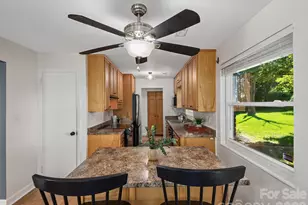 147 W Oakview Rd, Asheville, NC 28806 - Photo 11