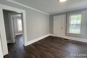 624 Pinoca Rd, Charlotte, NC 28208 - Photo 15