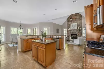 8325 Curico Lane, Charlotte, NC 28227 - Photo 15