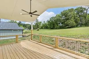 112 Peyton Elaine Rd, Clyde, NC 28721 - Photo 11