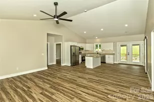 112 Peyton Elaine Rd, Clyde, NC 28721 - Photo 3