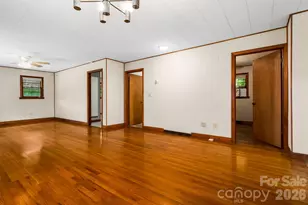 302 Sprinkle Branch Rd, Marshall, NC 28753 - Photo 21