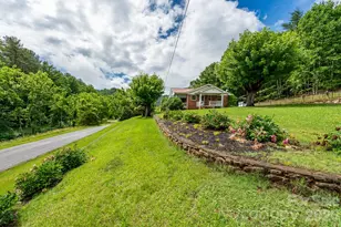 302 Sprinkle Branch Rd, Marshall, NC 28753 - Photo 13