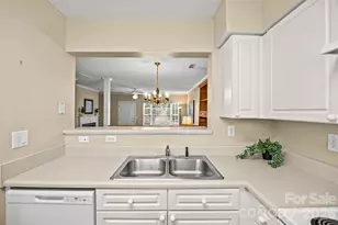 4259 Melrose Club Dr, Matthews, NC 28105 - Photo 9
