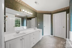 1737 9th St Pl SE, Hickory, NC 28602 - Photo 17