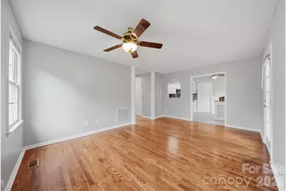 1737 9th Street Place SE, Hickory, NC 28602 - Photo 13