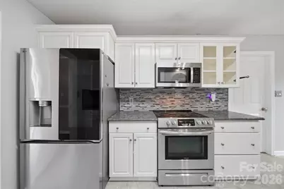 1737 9th Street Place SE, Hickory, NC 28602 - Photo 7