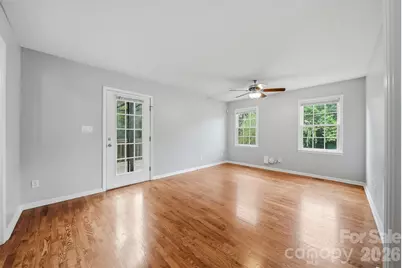 1737 9th Street Place SE, Hickory, NC 28602 - Photo 11