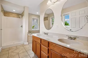 25 Houston St, Asheville, NC 28801 - Photo 15