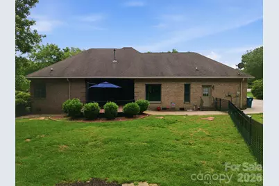1705 29th Avenue Place NE, Hickory, NC 28601 - Photo 33
