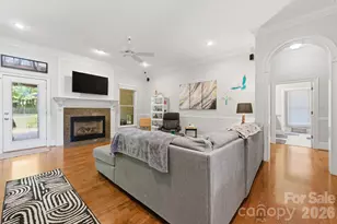 1705 29th Ave Pl NE, Hickory, NC 28601 - Photo 17