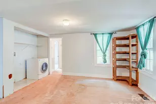 7049 Austin Little Mountain Rd, Elkin, NC 28621 - Photo 11