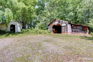 7049 Austin Little Mountain Rd, Elkin, NC 28621 - Photo 39