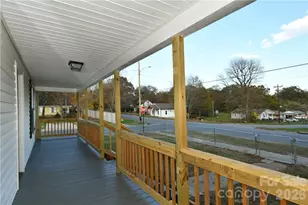 1204 4th St, Statesville, NC 28677 - Photo 5