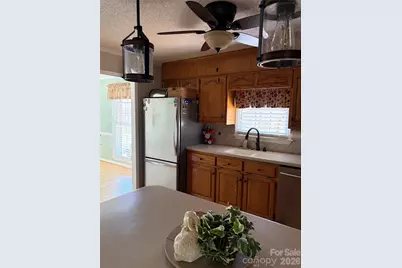 236 Robinwood Circle NE, Lenoir, NC 28645 - Photo 17