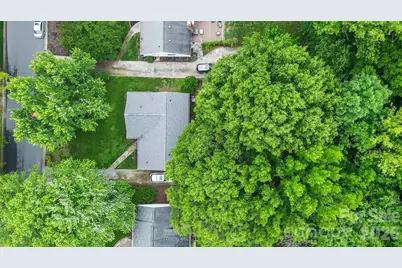 2425 Turnberry Lane, Charlotte, NC 28210 - Photo 3