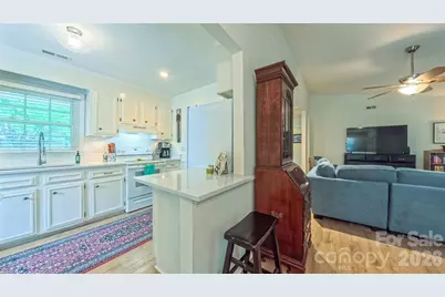 2425 Turnberry Lane, Charlotte, NC 28210 - Photo 21