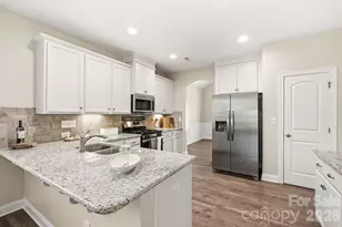 9026 Raven Top Dr, Mint Hill, NC 28227 - Photo 11