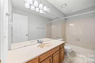4926 Benthaven Ln, Charlotte, NC 28269 - Photo 25