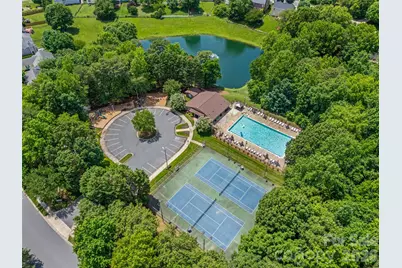 4926 Benthaven Lane, Charlotte, NC 28269 - Photo 35