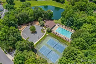 4926 Benthaven Ln, Charlotte, NC 28269 - Photo 35