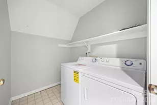 4926 Benthaven Ln, Charlotte, NC 28269 - Photo 31