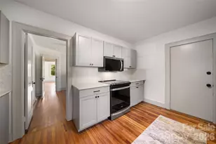 10 6th St, Asheville, NC 28804 - Photo 17