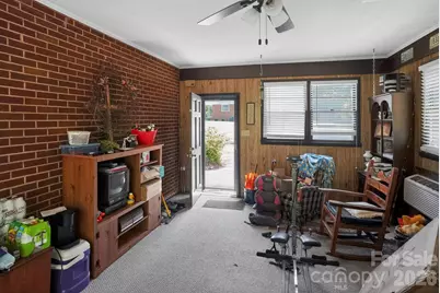 2291 19th Avenue NE, Hickory, NC 28601 - Photo 21