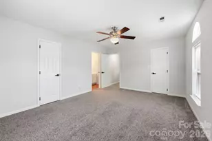6912 Alanbrook Rd, Charlotte, NC 28215 - Photo 15