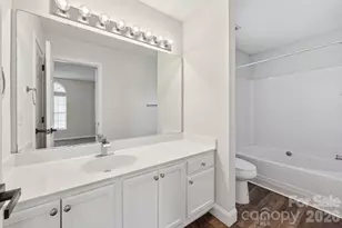 6912 Alanbrook Rd, Charlotte, NC 28215 - Photo 17