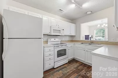 6912 Alanbrook Road, Charlotte, NC 28215 - Photo 5