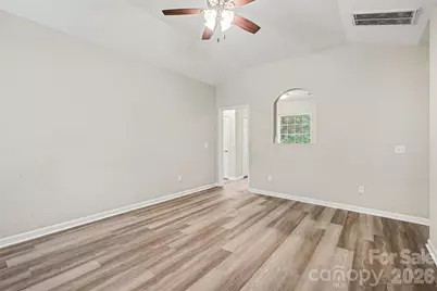 635 Johns Lane, Gastonia, NC 28052 - Photo 3
