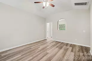 635 Johns Ln, Gastonia, NC 28052 - Photo 3