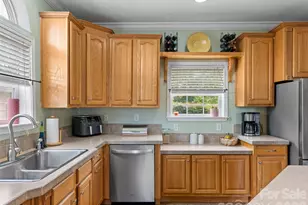 300 Welch Dr, Alexander, NC 28701 - Photo 15