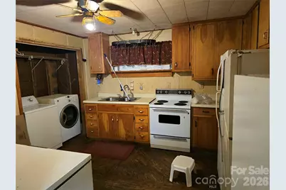 9110 Wilson Road, Hildebran, NC 28637 - Photo 5