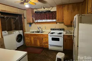 9110 Wilson Rd, Hildebran, NC 28637 - Photo 5