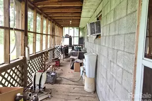 9110 Wilson Rd, Hildebran, NC 28637 - Photo 9