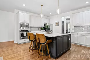 10209 Treetop Ln, Cornelius, NC 28031 - Photo 19
