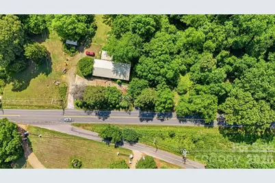 1321 Mecklenburg Highway, Mooresville, NC 28115 - Photo 19